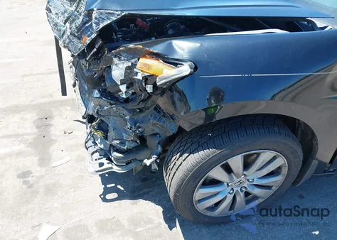 2012 Honda Accord 3.5 Ex-L из США, поврежденный, VIN 1HGCP3F82CA025702